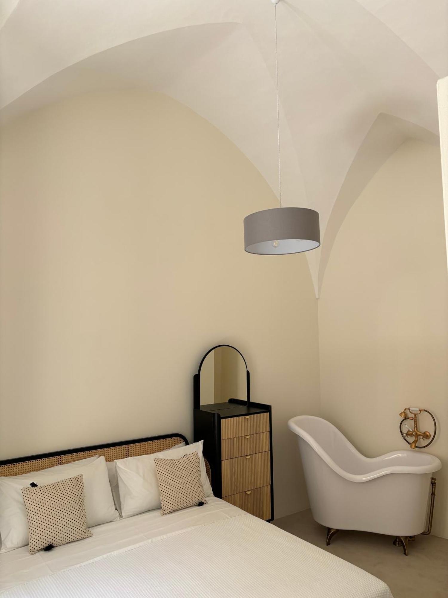 ليتشي Alora Boutique Suites المظهر الخارجي الصورة
